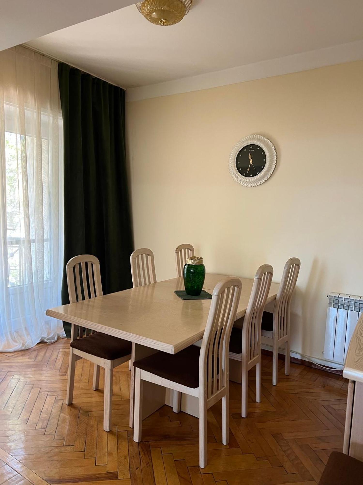Promenade 2 Bdr Apartment Bakoe Buitenkant foto